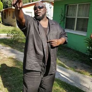 Meet your Posher, Noble ata